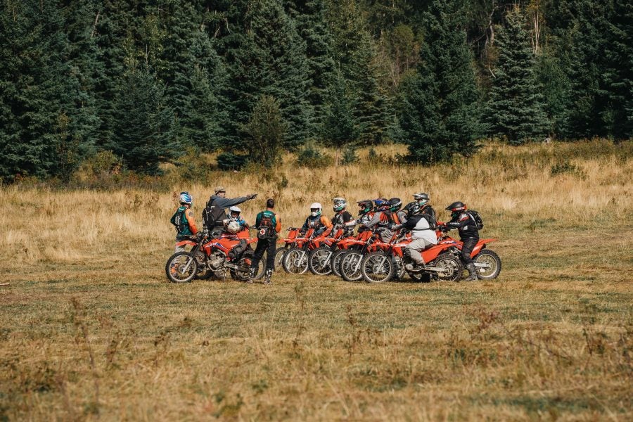 Dallas lays out a drill at the XTADV rider training camp. Photo: Nick Dunlop